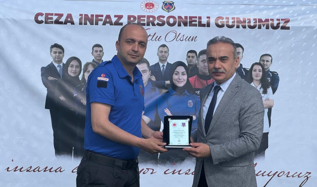 Afyonkarahisar'da "Ceza İnfaz Personeli Günü" programı düzenlendi.