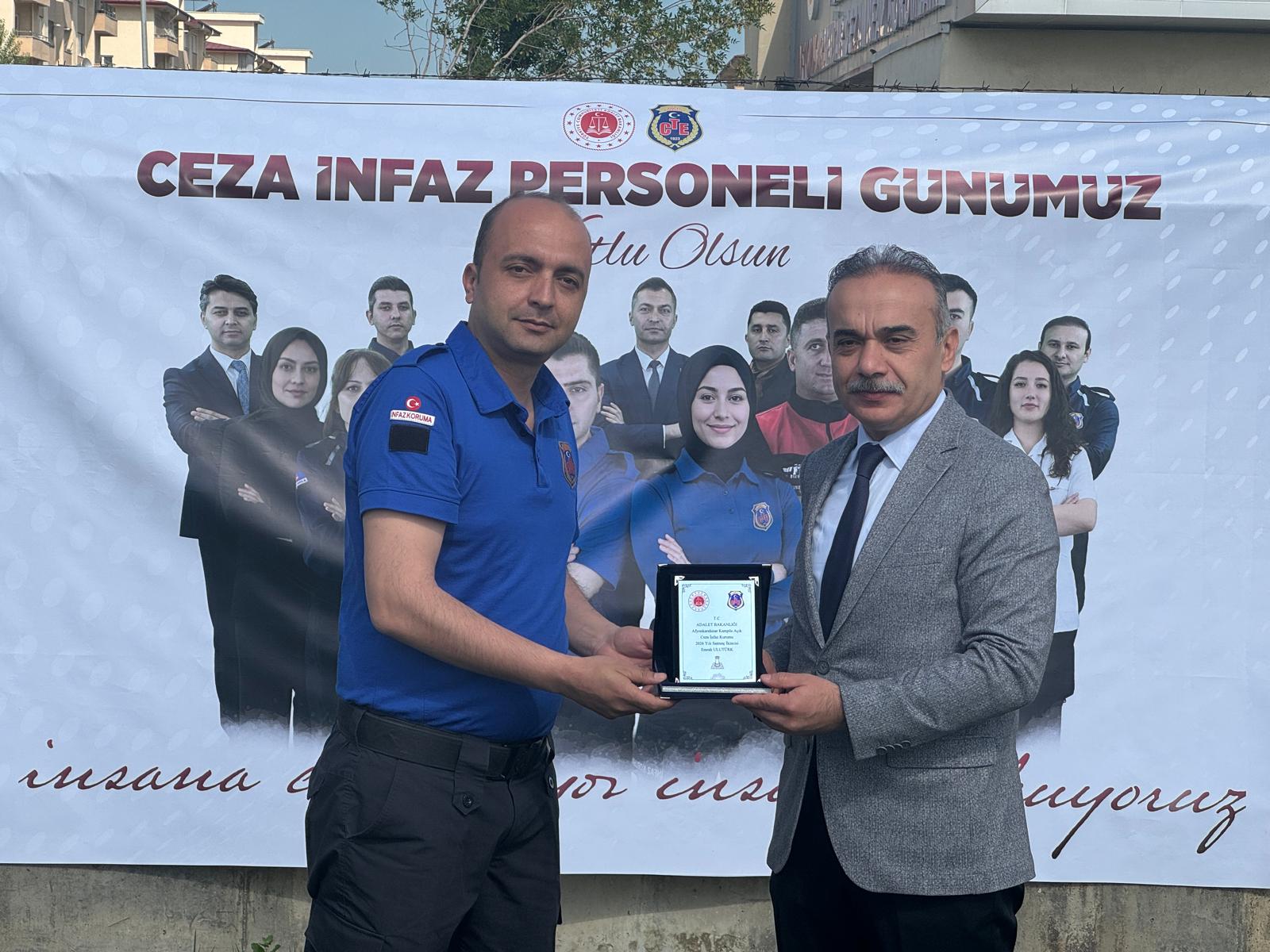 Afyonkarahisar'da "Ceza İnfaz Personeli Günü" programı düzenlendi.