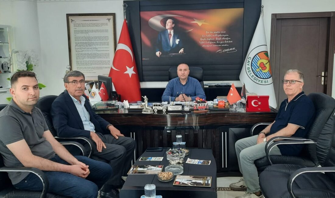 DİSK Genel-İş Sendikası Şube Başkanı Mustafa Tamer ile İşçi Temsilcisi