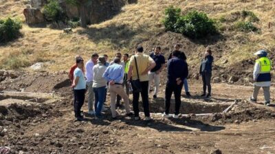 Karayolları 13. Bölge Müdürü Hasan Sarıoğlan, Dinar’da gerçekleştirilen ziyaret kapsamında