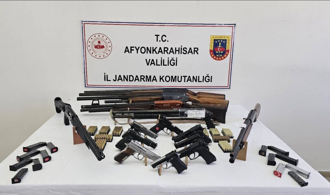 Afyonkarahisar İl Jandarma Komutanlığı ekiplerince, Çobanlar ilçesinde düğünlerde silahla havaya