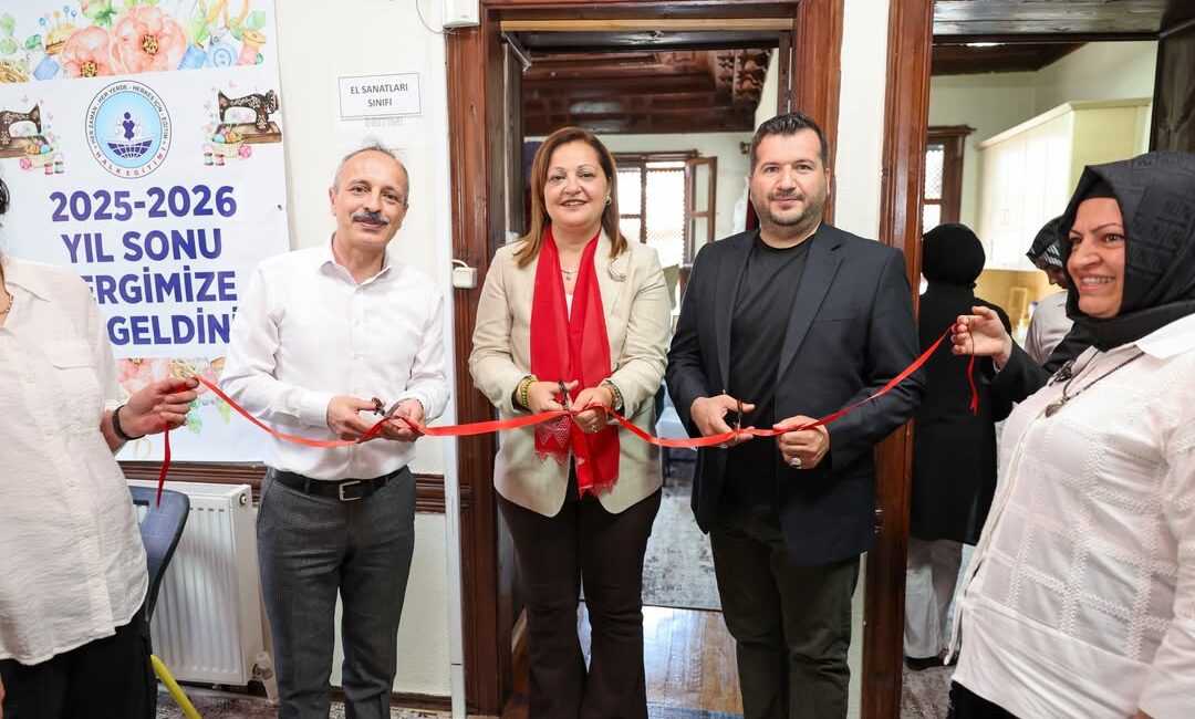 Geleneksel sanatların yaşatılması ve el emeğinin geleceğe aktarılması amacıyla düzenlenen