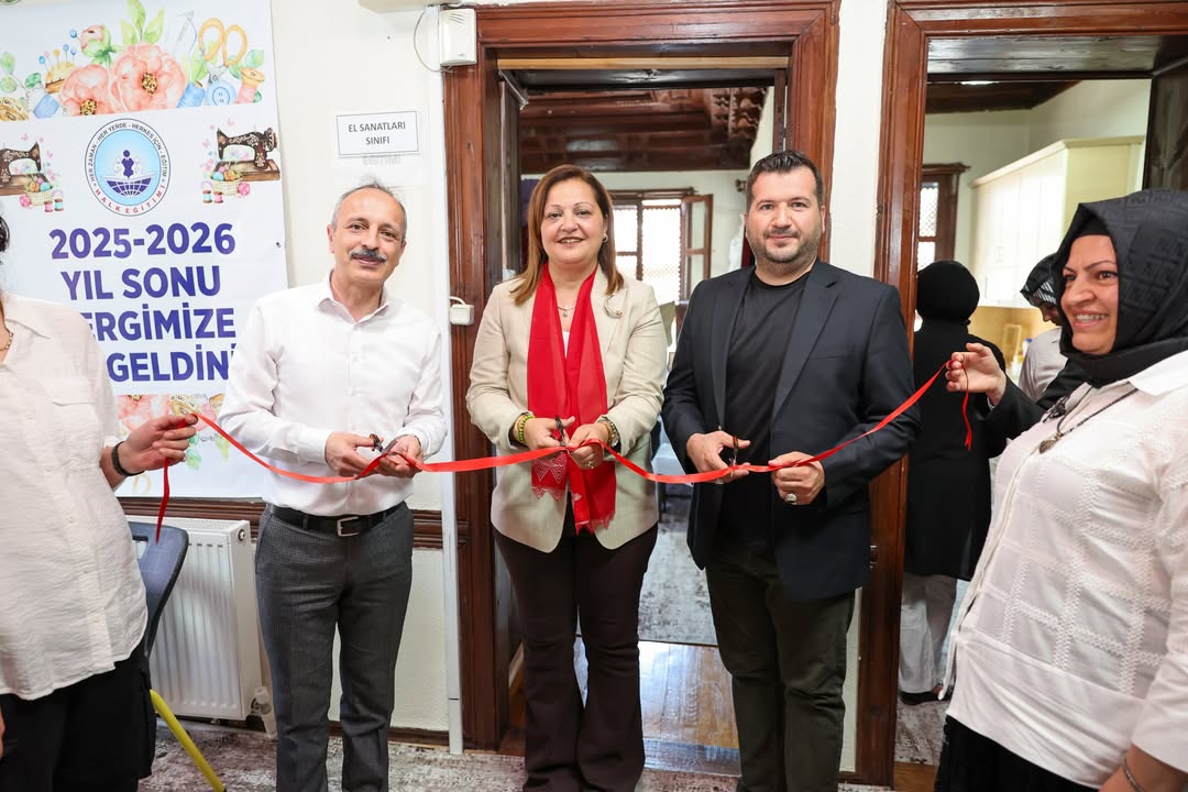 Geleneksel sanatların yaşatılması ve el emeğinin geleceğe aktarılması amacıyla düzenlenen
