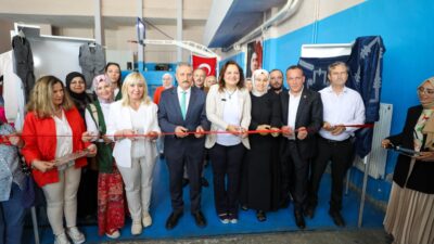 Afyonkarahisar Belediyesi tarafından Yeşilyurt Mahallesi’nde düzenlenen El Sanatları ve Giyim