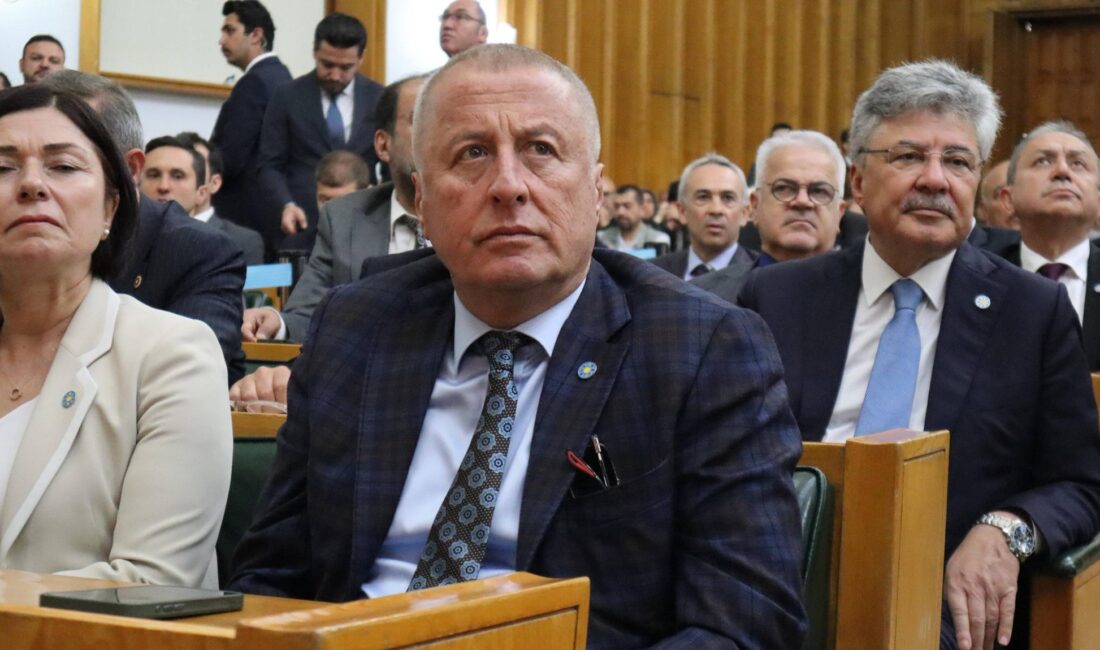 İYİ Parti Genel Başkan Yardımcısı ve Afyonkarahisar Milletvekili Hakan Şeref
