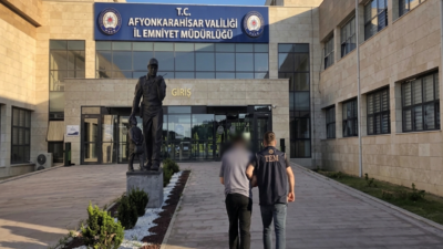 Afyonkarahisar İl Emniyet Müdürlüğü ekipleri, aranan şahıslara yönelik yürüttüğü çalışmalar