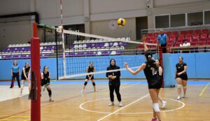 Afyonkarahisar’da gerçekleştirilen Okul Sporları 2. Küme Genç Kızlar Voleybol Müsabakaları,