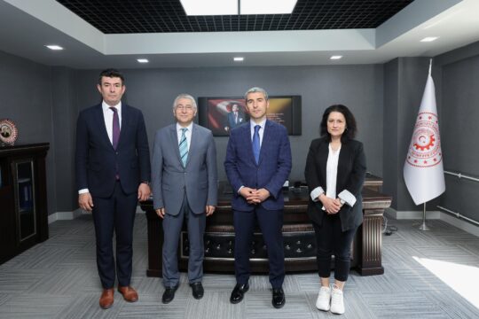 Afyonkarahisar Valisi Dr. Naci Aktaş, ilin sanayi ve teknoloji potansiyelini