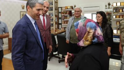 Afyonkarahisar Valisi Dr. Naci Aktaş, şehitlerin emanetlerine ve gazilere olan