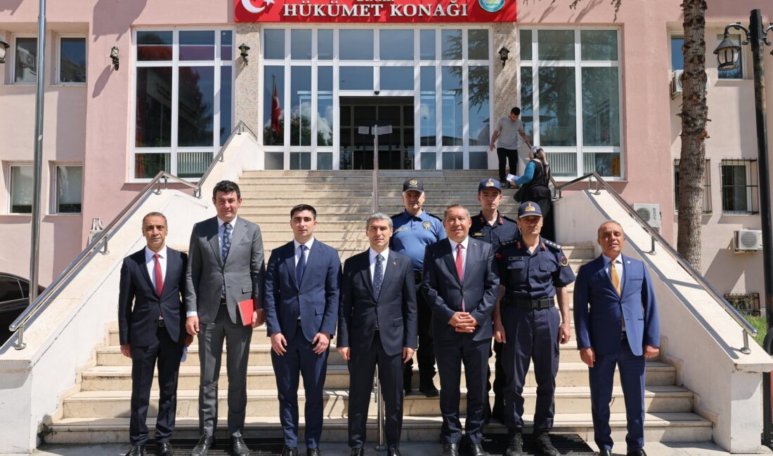 Afyonkarahisar Valisi Dr. Naci Aktaş, Dinar ilçesine gerçekleştirdiği ziyaret kapsamında