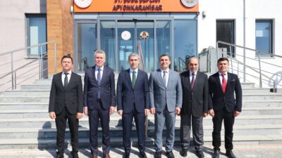Afyonkarahisar Valisi Dr. Naci Aktaş, Karayolları 31. Şube Şefliğini ziyaret