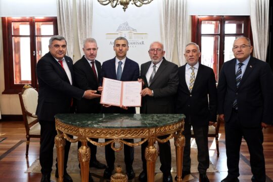 Afyonkarahisar’da hayırsever Albay ailesinin desteğiyle Orhangazi Mahallesi’nde inşa edilecek 8
