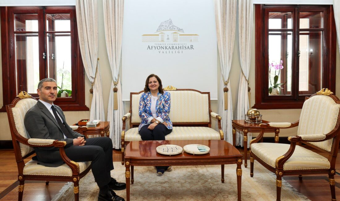 Afyonkarahisar Belediye Başkanı Burcu Köksal, Vali Dr. Naci Aktaş’ı ziyaret
