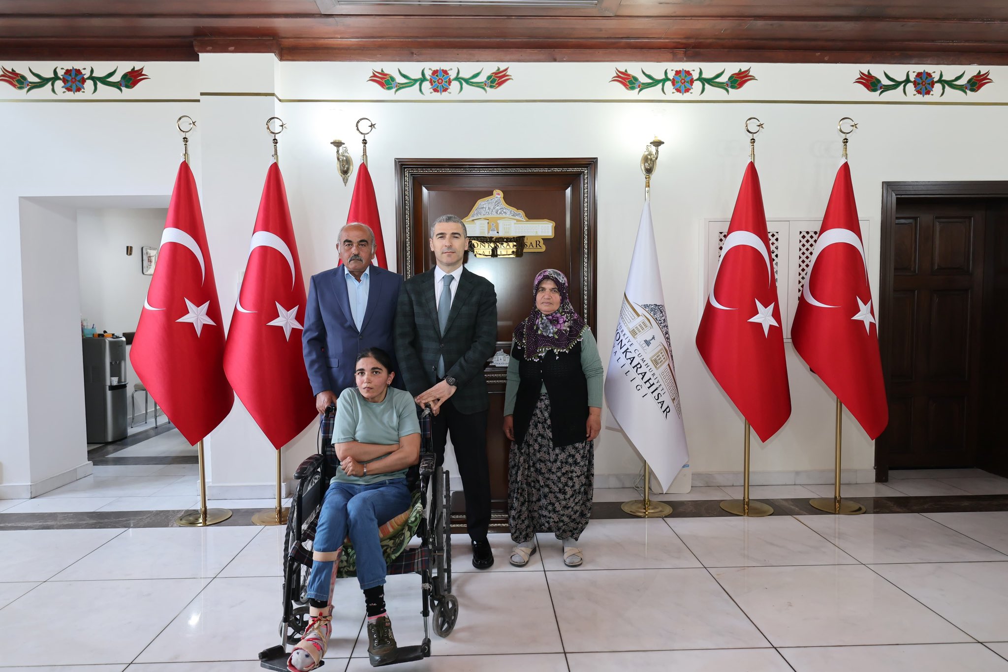 afyonkarahisar valisi