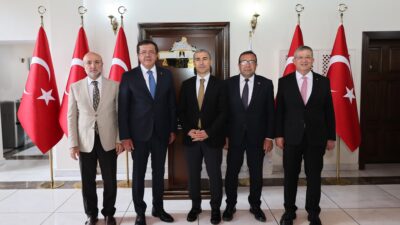 AK Parti Ekonomi İşlerinden Sorumlu Genel Başkan Yardımcısı ve Eski