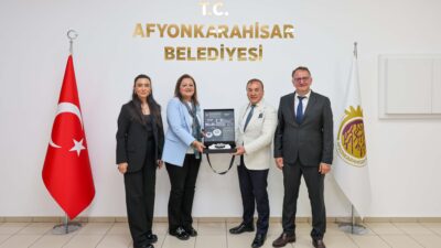 Afyonkarahisar Belediye Başkanı Burcu Köksal, kentin ihracat ve ekonomik potansiyelini
