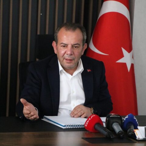 Ana muhalefet partisi kulislerinde uzun süredir devam eden gerilim, bugün