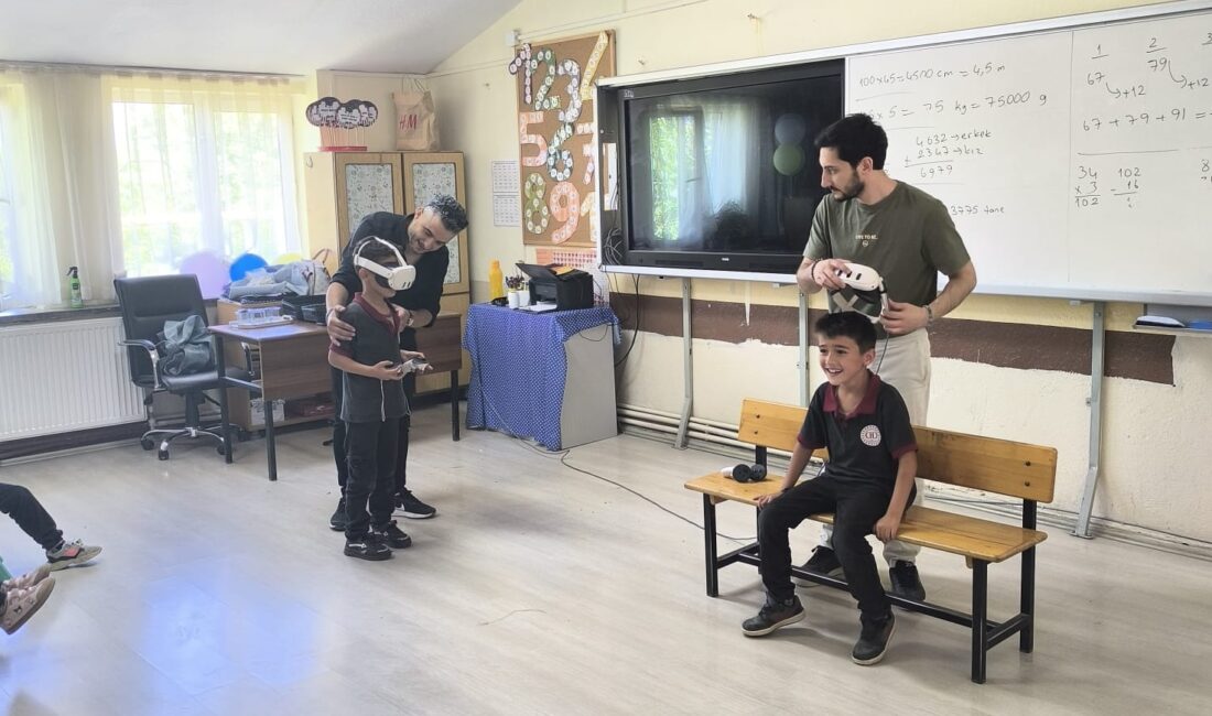Değirmendere Köyü İlköğretim Okulu öğrencileri, eğitim sürecini eğlenceli ve yaratıcı