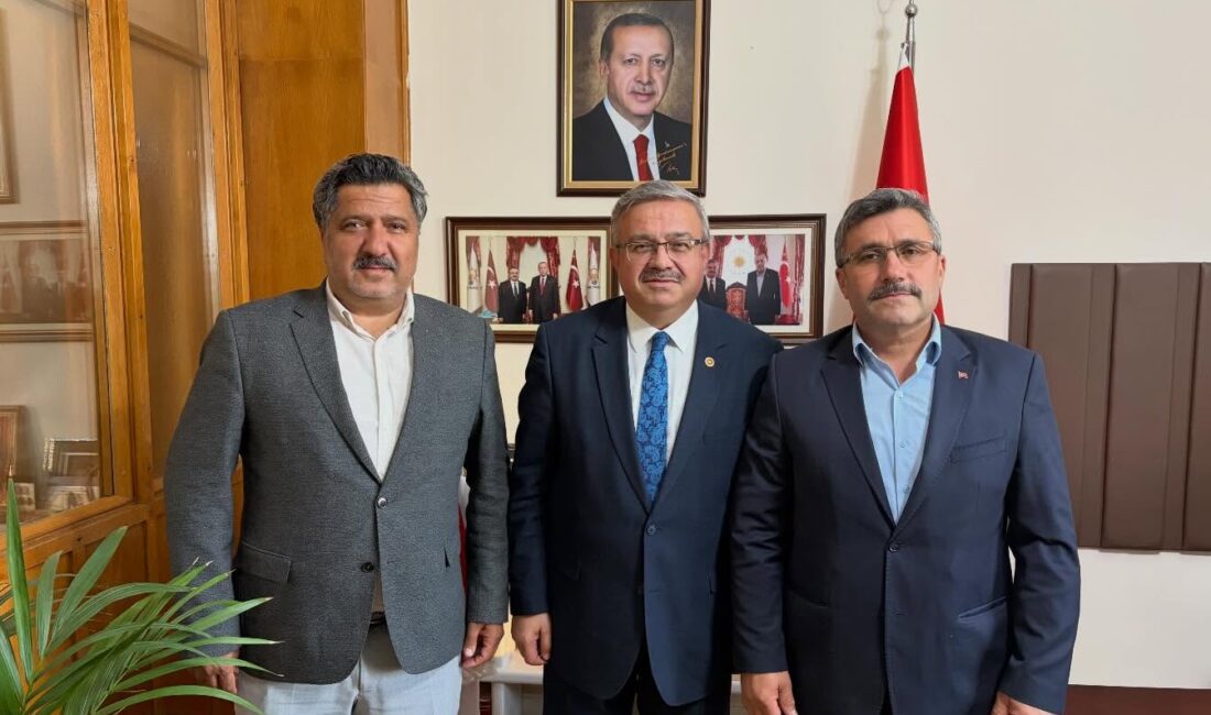 Hocalar Belediye Başkanı Ali Arslan ve İl Genel Meclis Üyesi