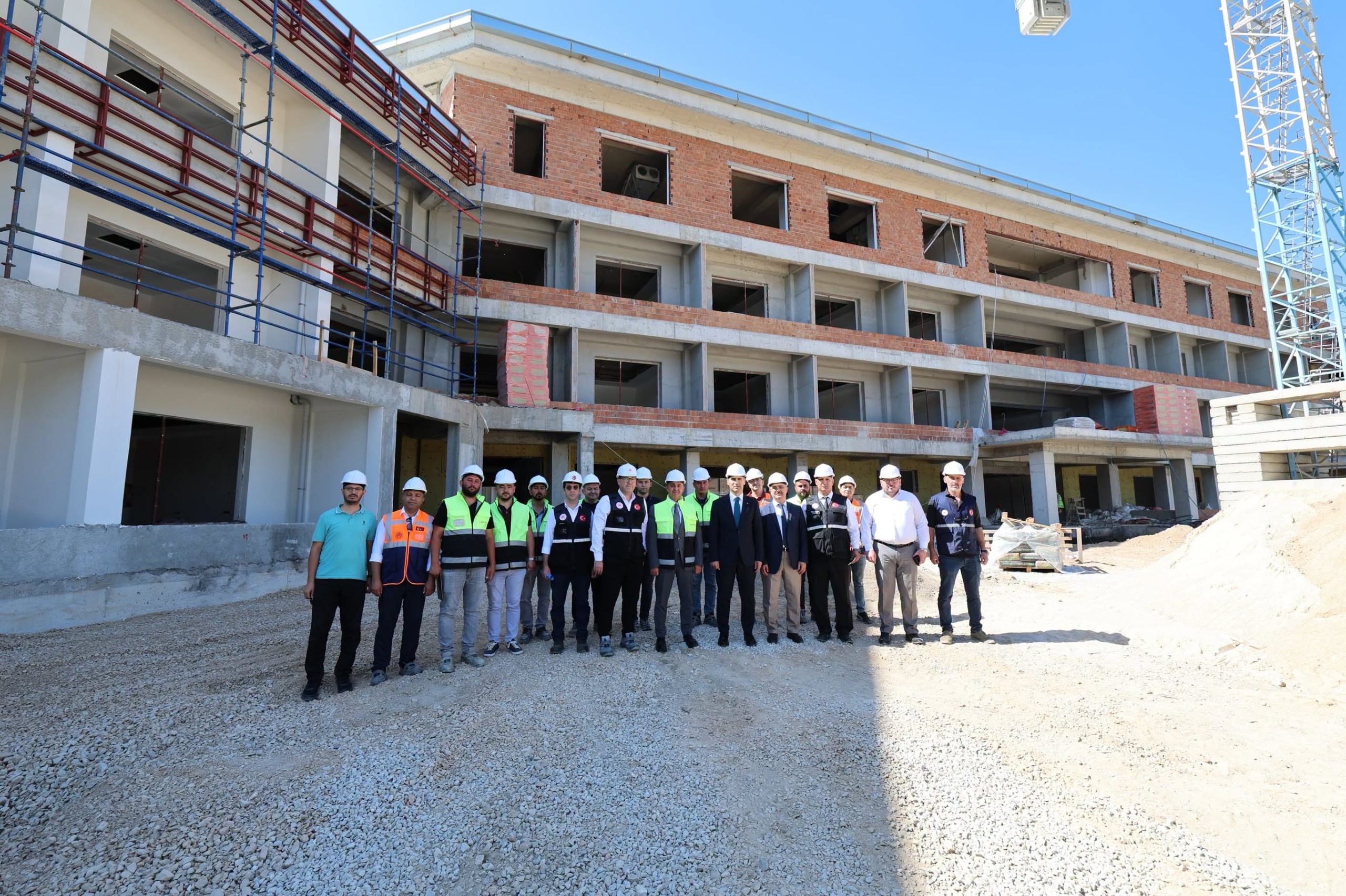 Huzurevi Yaşlı Bakım Merkezi hızla yükseliyor