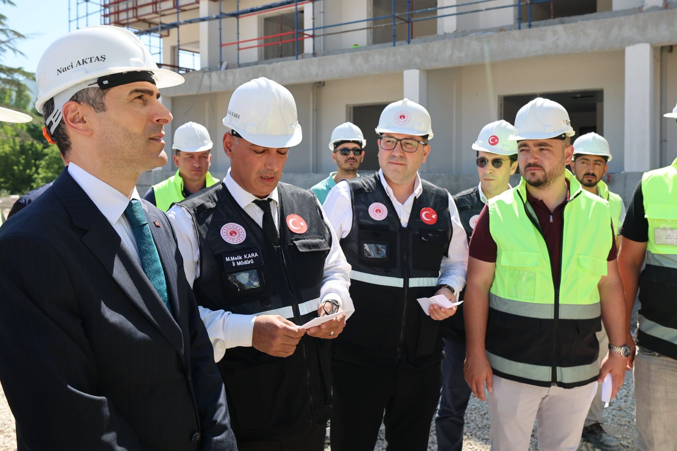 Huzurevi Yaşlı Bakım Merkezi hızla yükseliyor