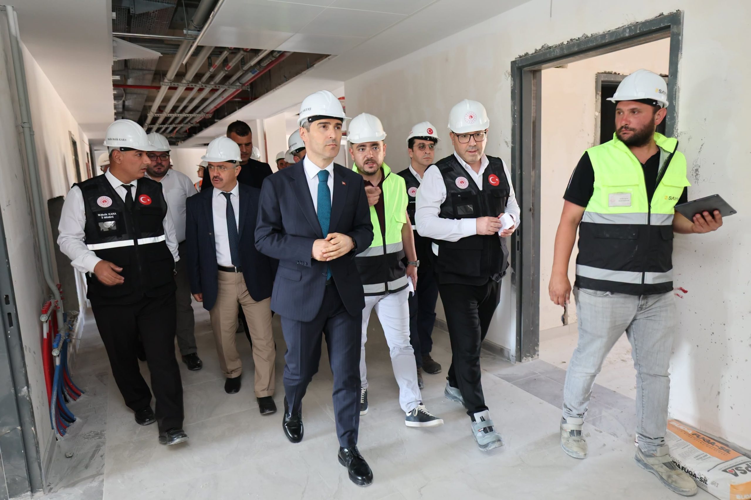 Huzurevi Yaşlı Bakım Merkezi hızla yükseliyor