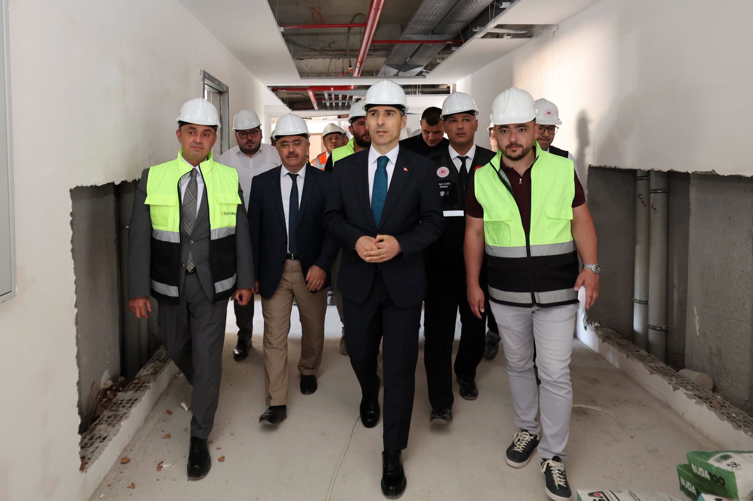 Huzurevi Yaşlı Bakım Merkezi hızla yükseliyor