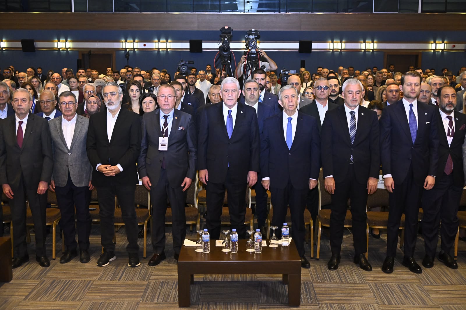 İYİ Parti Genel Başkan Yardımcısı ve Afyonkarahisar Milletvekili Hakan Şeref
