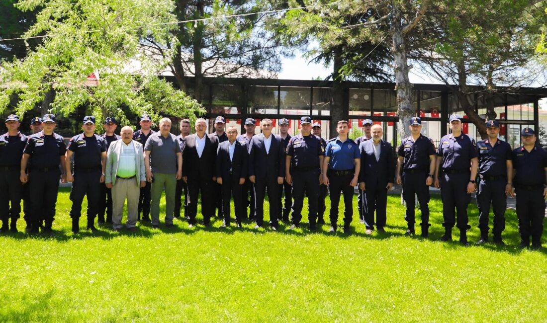 Çobanlar Belediye Başkanı Ali Altuntaş, Jandarma Teşkilatı’nın kuruluşunun 187. yıl