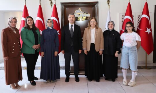 Kadın ve Demokrasi Vakfı (KADEM) Yönetim Kurulu Başkanı Av. Canan