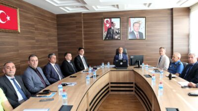Afyonkarahisar İl Emniyet Müdürü Ahmet Birtan Erol, müdür yardımcıları ve
