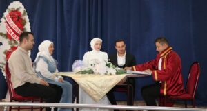 Afyonkarahisar'ın Sandıklı ilçesinde "06.06.2026" tarihinin uyumundan yararlanarak evlenmek isteyen çiftler,
