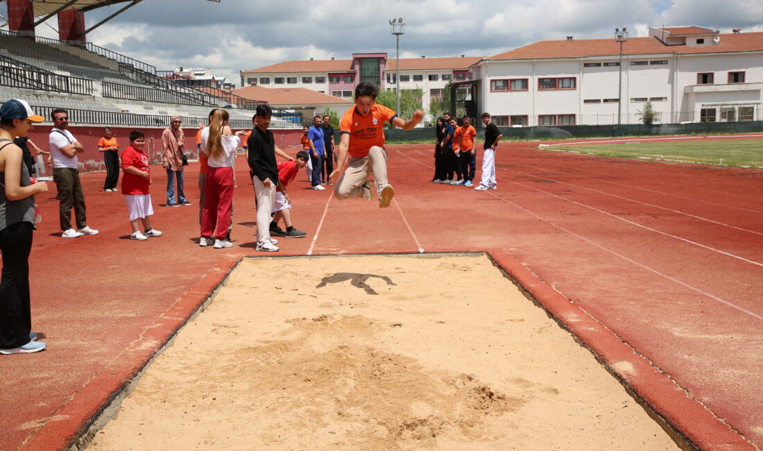 Afyon Kocatepe Üniversitesi (AKÜ) Spor Bilimleri Fakültesi ev sahipliğinde, özel
