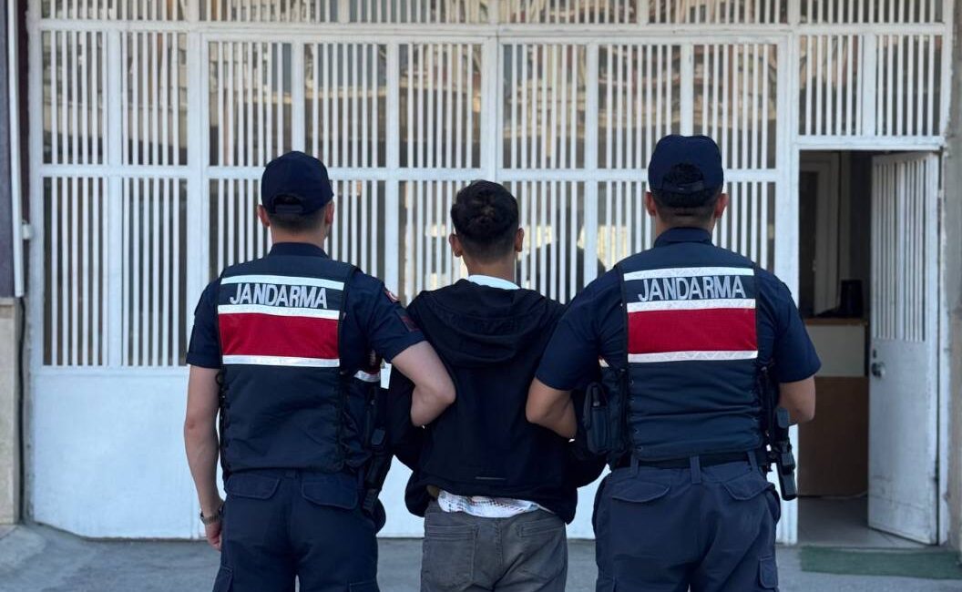 Afyonkarahisar İl Jandarma Komutanlığı ekiplerinin Sülümenli beldesinde yürüttüğü titiz takip