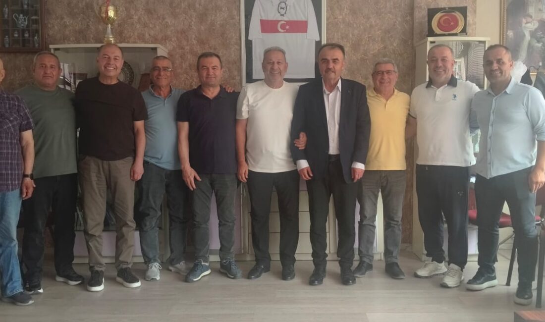 Türkiye Futbol Antrenörler Derneği Afyonkarahisar Şube Başkanı Mustafa Keser hac