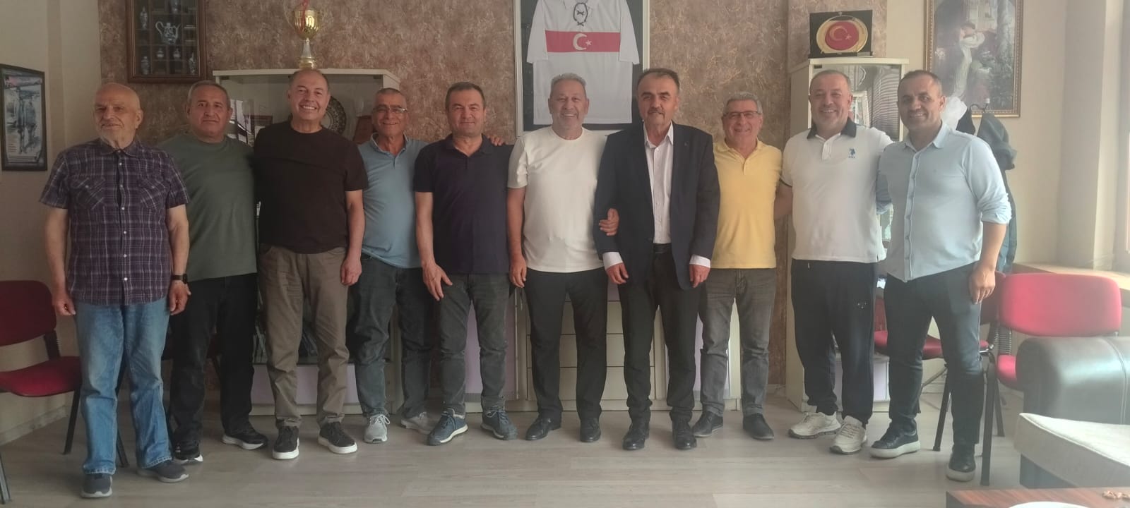 Türkiye Futbol Antrenörler Derneği Afyonkarahisar Şube Başkanı Mustafa Keser hac