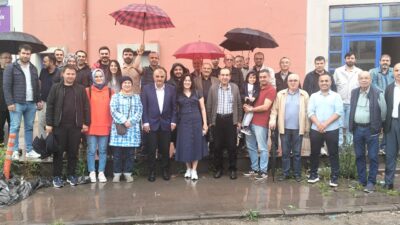 Türk-İş Güvenevler Yapı Kooperatifi'nin Olağan Genel Kurulu'nda duygusal anlar yaşandı.