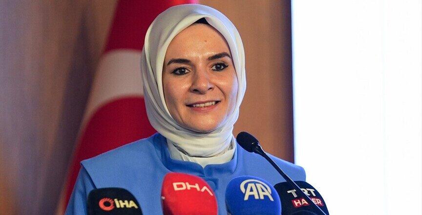 Aile ve Sosyal Hizmetler Bakanı Mahinur Özdemir Göktaş, "Bugün 9