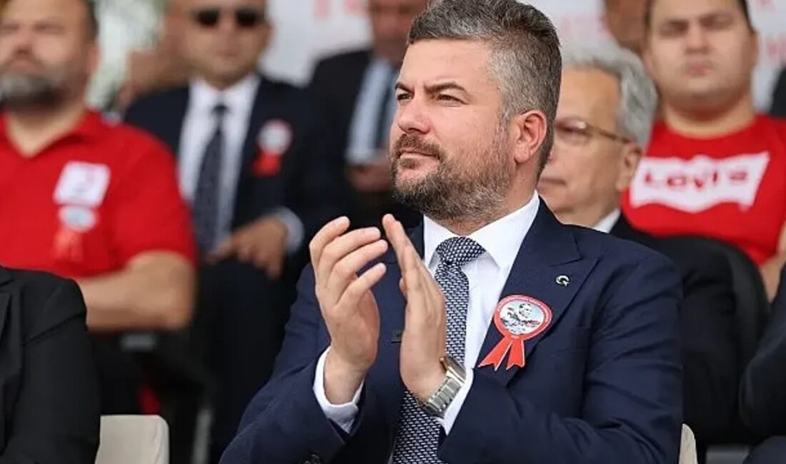 İçişleri Bakanlığı, tutuklanan Buca Belediye Başkanı Görkem Duman'ın görevinden uzaklaştırıldığını