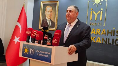 İYİ Parti Afyonkarahisar İl Başkanı Muhammet Mısırlıoğlu, haftalık basın toplantısında