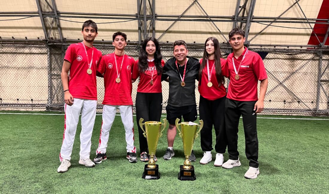 ​Ankara'nın gururu Hacı Bayram Veli Spor Ortaokulu, Afyonkarahisar’da düzenlenen Okul