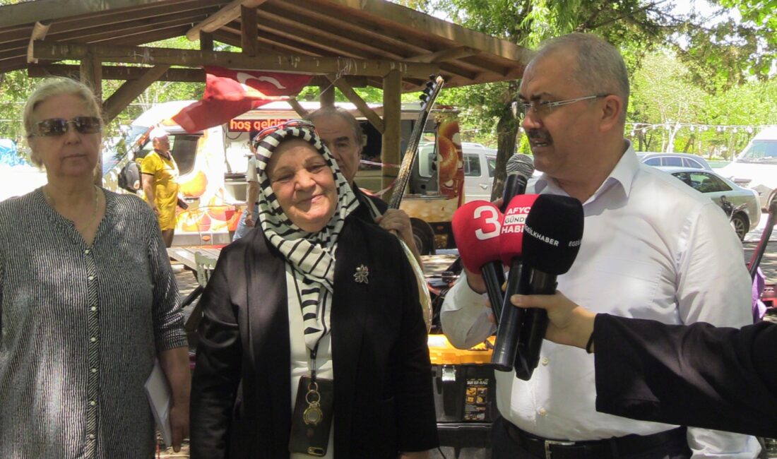Gül Anneler Derneği tarafından düzenlenen piknik etkinliğinde, Aile ve Sosyal