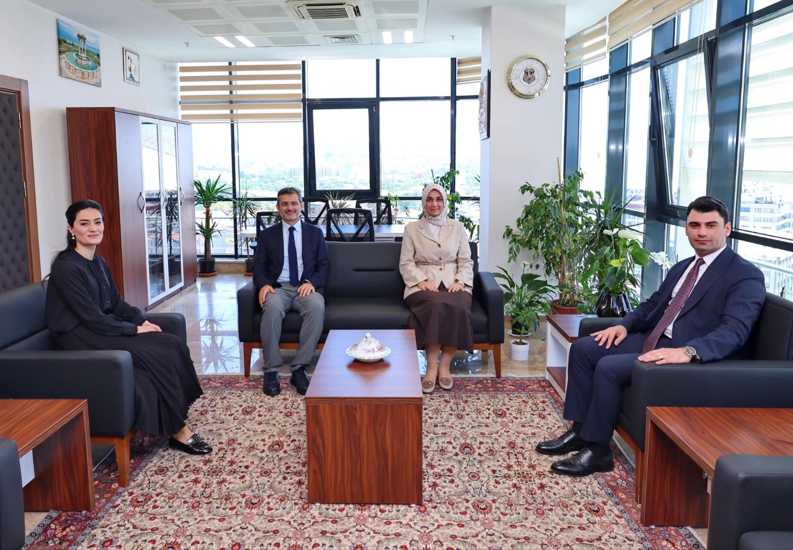 İçişleri Bakan Yardımcısı Doç. Dr. Kübra Güran Yiğitbaşı, Afyonkarahisar'da birlikte