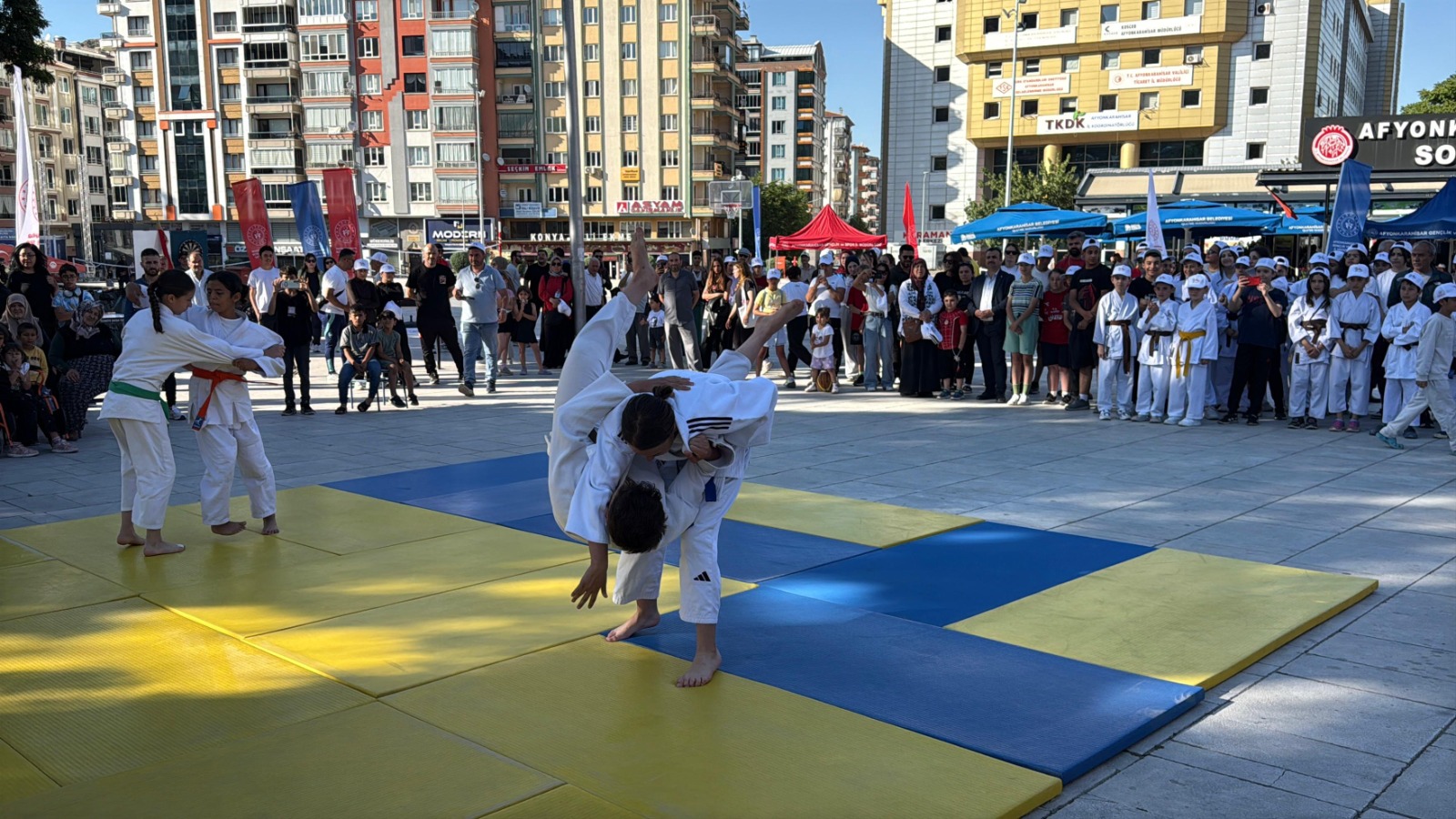 GSB spor okulları açıldı