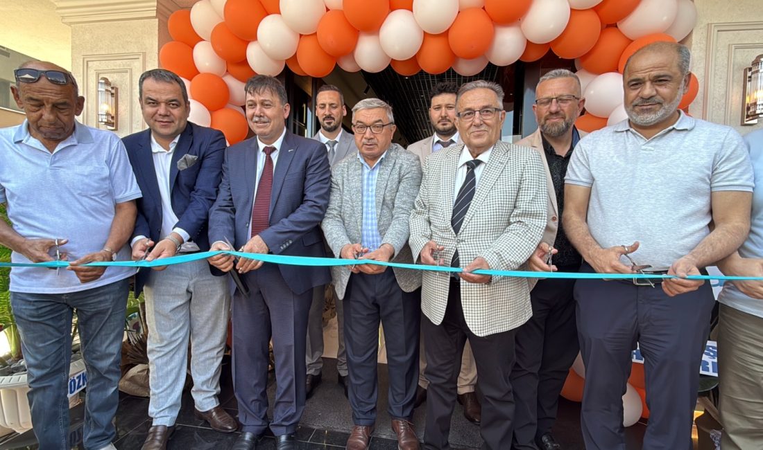 Afyonkarahisar'da yapı ve dekorasyon sektörüne yeni bir işletme daha kazandırıldı.