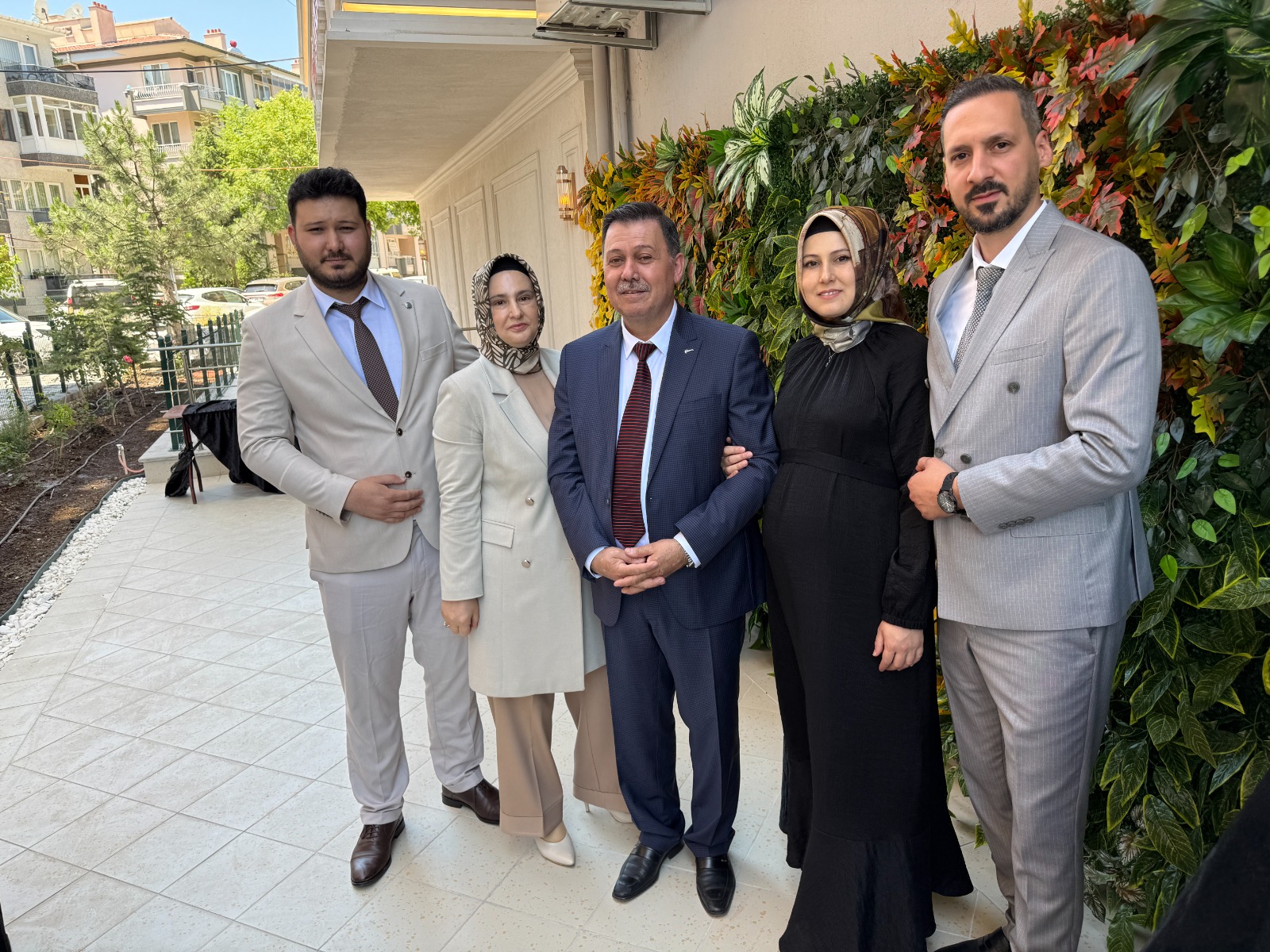 A4 Yapı Market hizmete açıldı