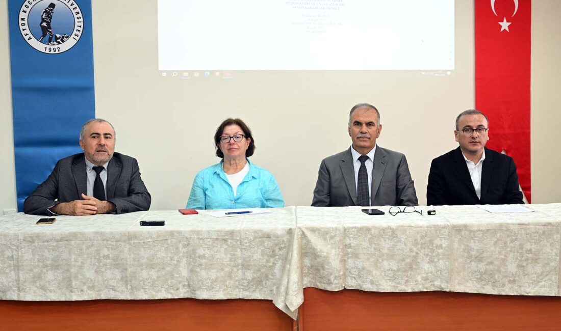 Afyon Kocatepe Üniversitesi (AKÜ) ev sahipliğinde TÜBİTAK-3005 proje bilgilendirme toplantısı