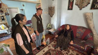 Afyonkarahisar'ın Emirdağ ilçesinde telefon kullanmakta zorlanan yalnız yaşayan yaşlıların ihtiyaçları,