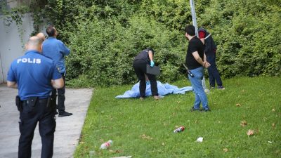 Antalya'da Konyaaltı Sahili'nde bulunan yaklaşık 35 metrelik panaromik asansörden manzara