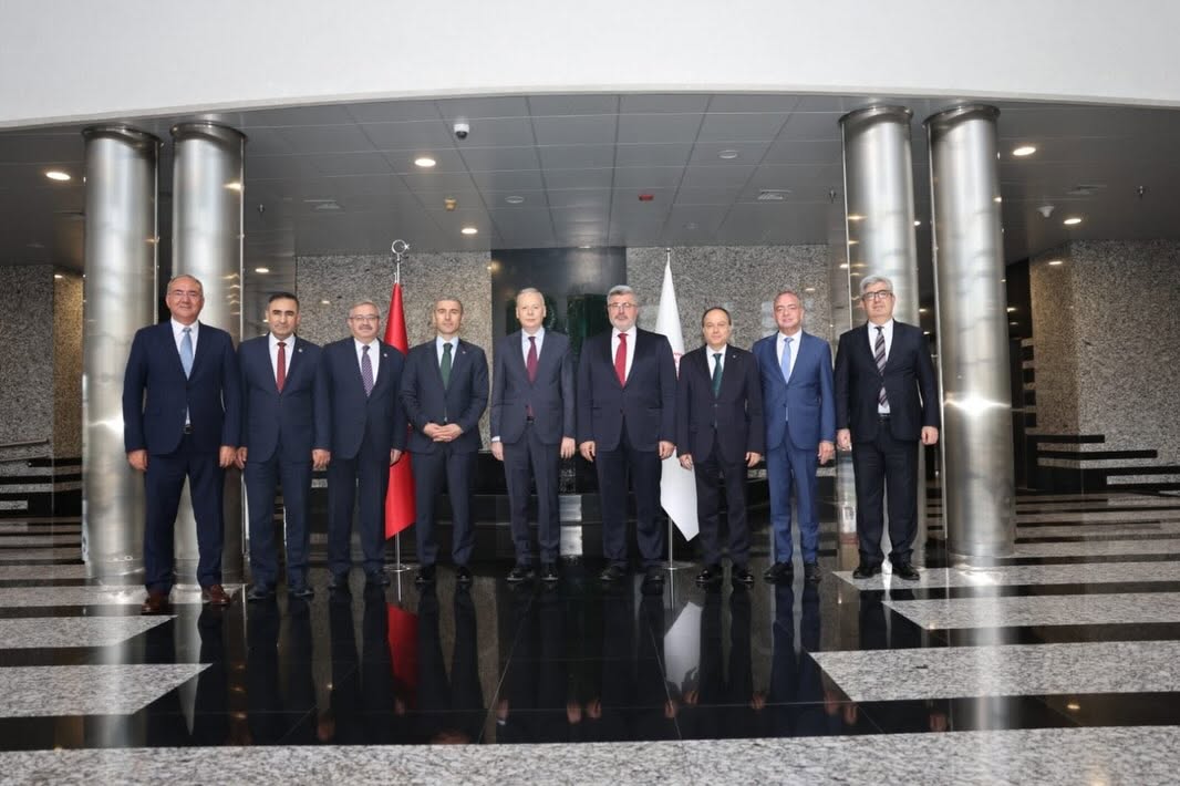 Afyonkarahisar Valisi Dr. Naci Aktaş, Ticaret Bakan Yardımcısı Ö. Volkan